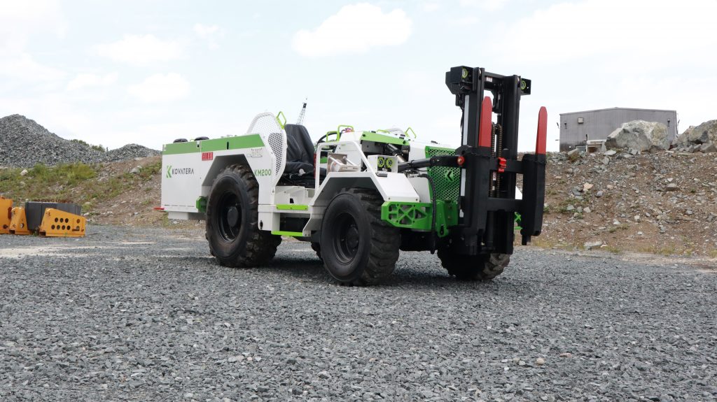 KM200-UNDERGROUND-MINING-TRACTOR